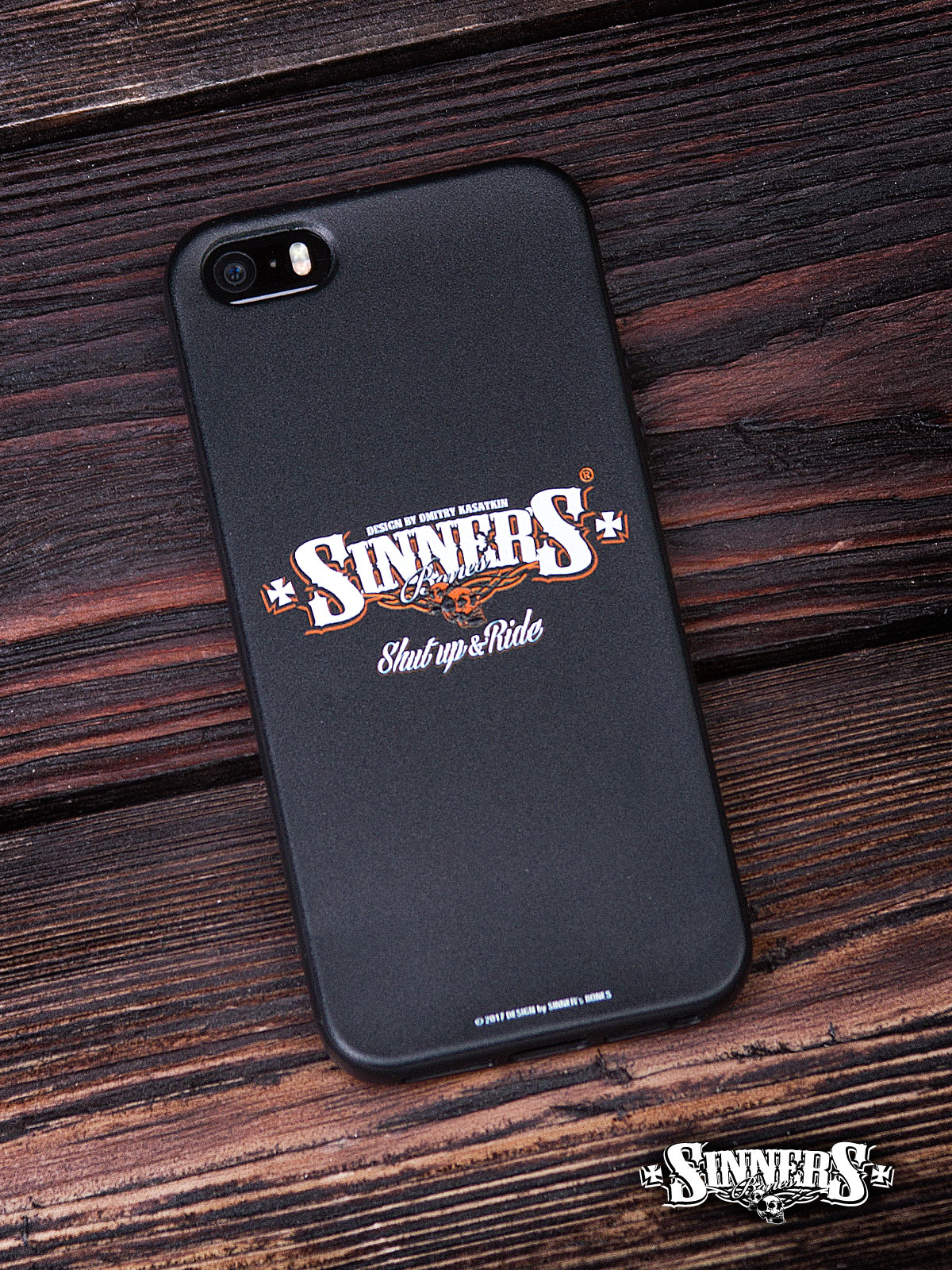 Чехол для смартфонов iPhone "SINNER's BONES"